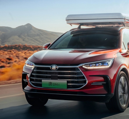 El gran SUV de la ciudad súper híbrido de BYD, Tang Dmi, viene para la disrupción
