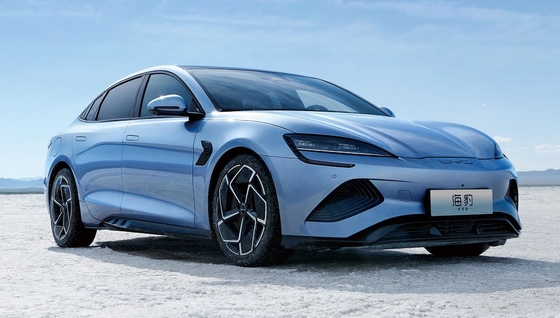 Rango eléctrico puro de BYD 650km Alto rendimiento 4WD Coupé sello
