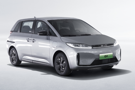 BYD Pure Electric Taxi D1 tiene un alcance de 418 km y una puerta corredera eléctrica