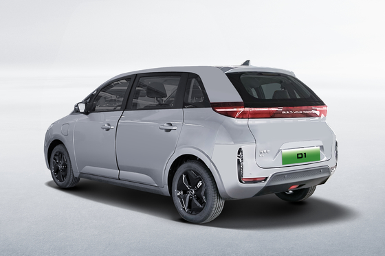 BYD Pure Electric Taxi D1 tiene un alcance de 418 km y una puerta corredera eléctrica